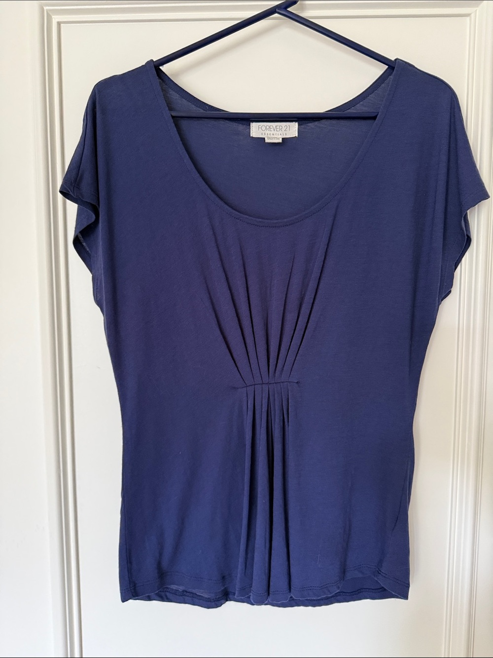 Forever 21 Navy Scoop Neck Short Sleeve Top with Front Pleats